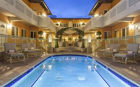 Sun Harbour Boutique Hotel